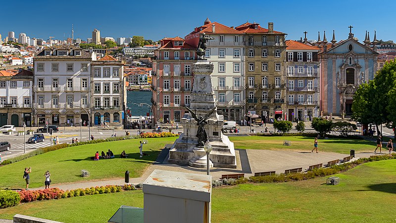 Praça do Infante D. Henrique